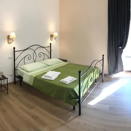 בית הארחה Maison Vaticana רומא
