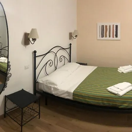 Maison Vaticana Рим