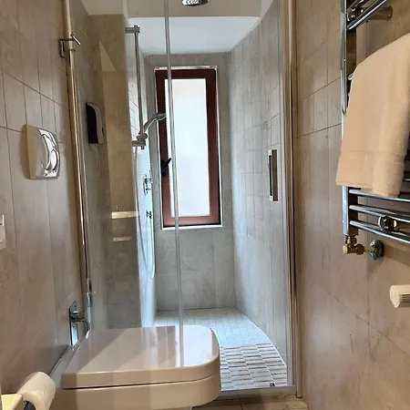 Maison Vaticana Roma