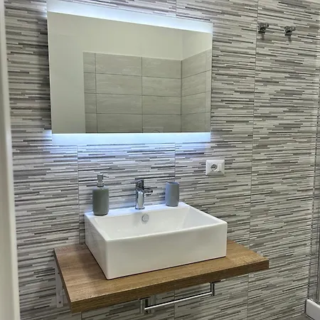 Maison Vaticana Guest house 4*